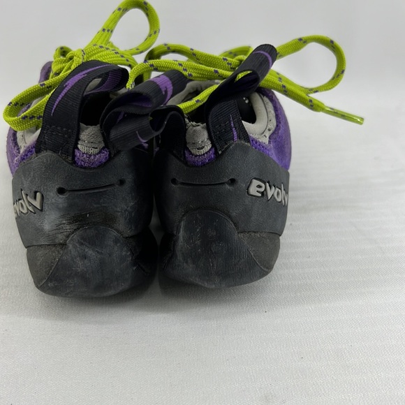 Evolv Climbing Shoe - Picture 6 of 9